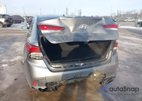 2018 Hyundai Sonata Se z USA, uszkodzony, nr VIN 5NPE24AF6JH612430